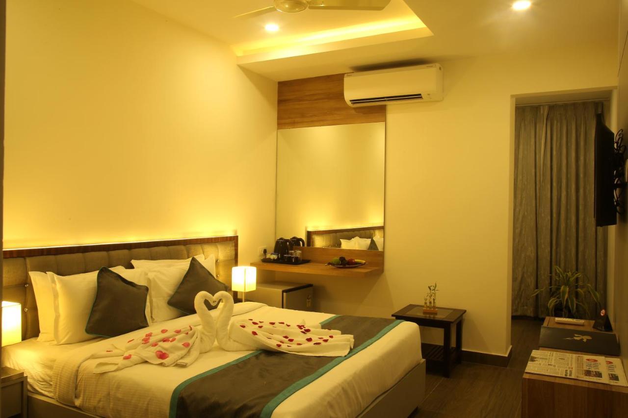 Park Iris Hotels, Mg Road Vijayawada Exterior photo