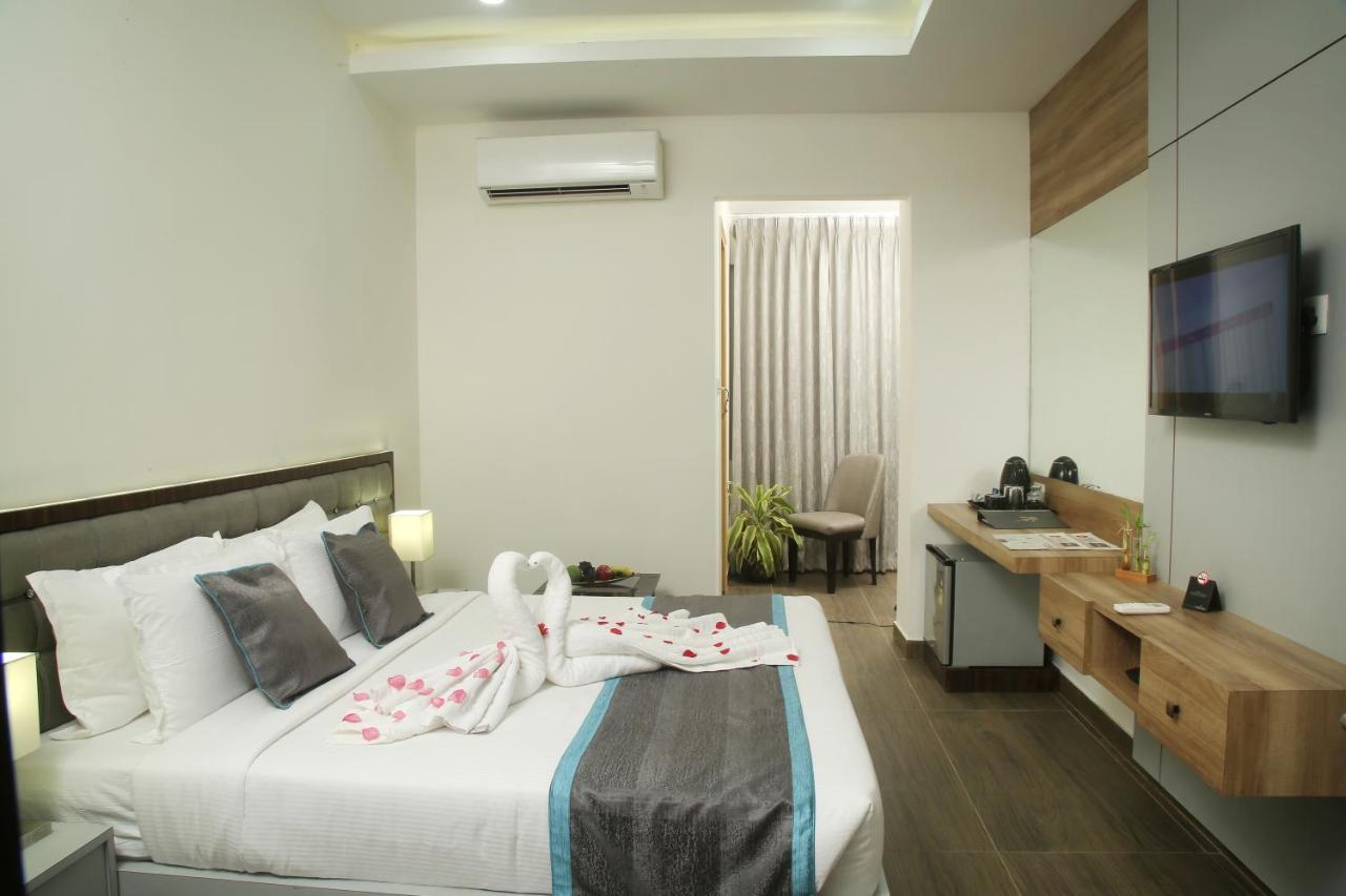 Park Iris Hotels, Mg Road Vijayawada Exterior photo