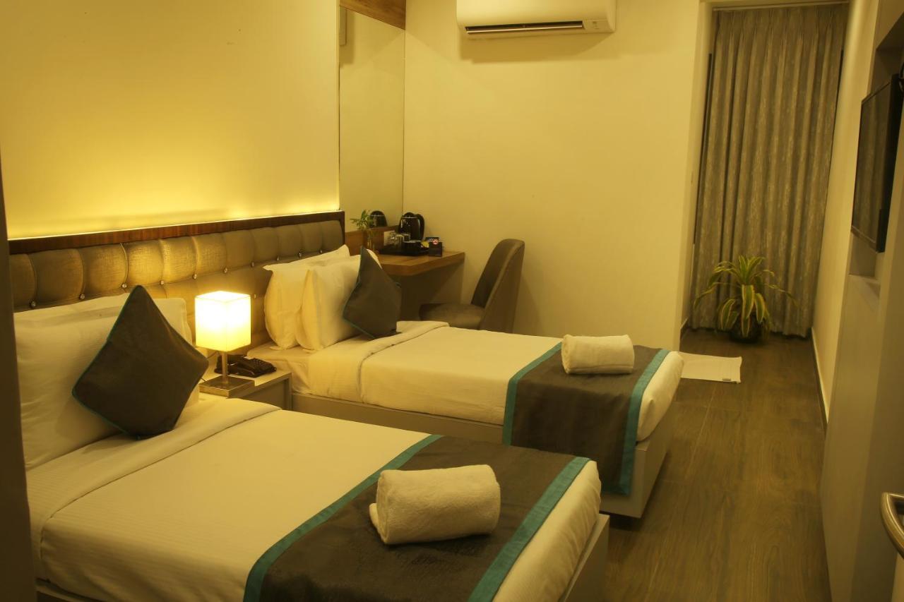 Park Iris Hotels, Mg Road Vijayawada Exterior photo