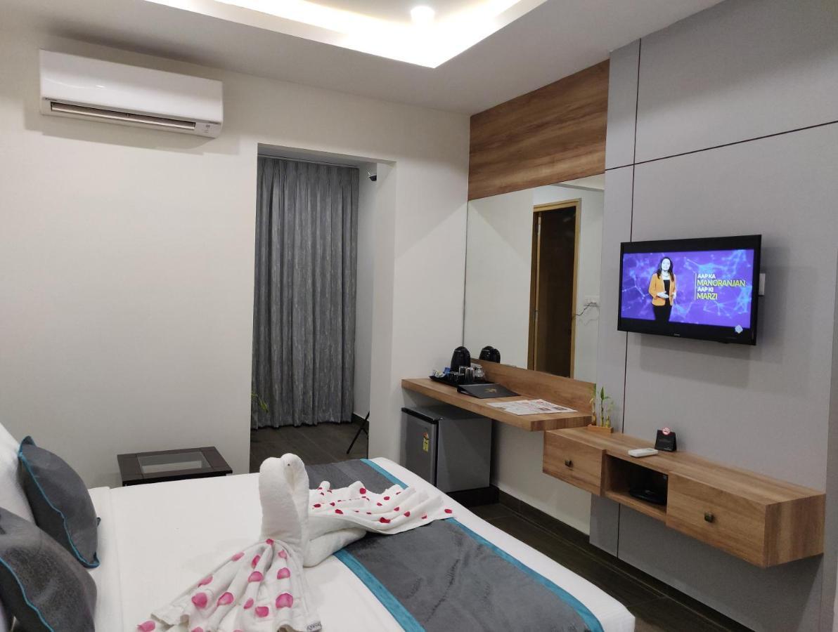 Park Iris Hotels, Mg Road Vijayawada Exterior photo