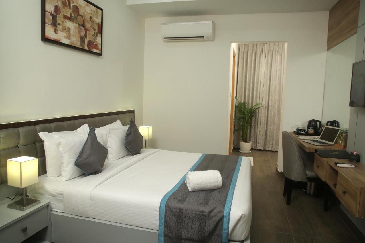 Park Iris Hotels, Mg Road Vijayawada Exterior photo