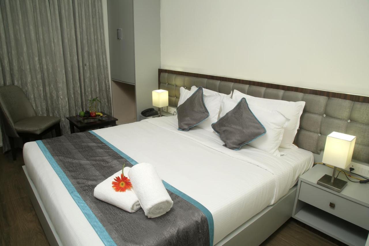 Park Iris Hotels, Mg Road Vijayawada Exterior photo